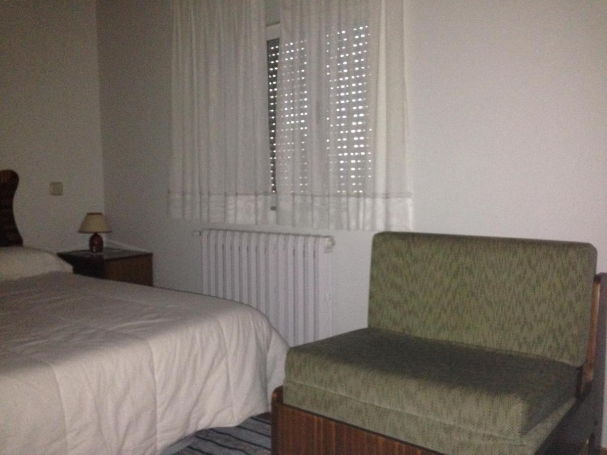 Apartamento Rural La Muralla De Pedraza Chavida Eksteriør billede